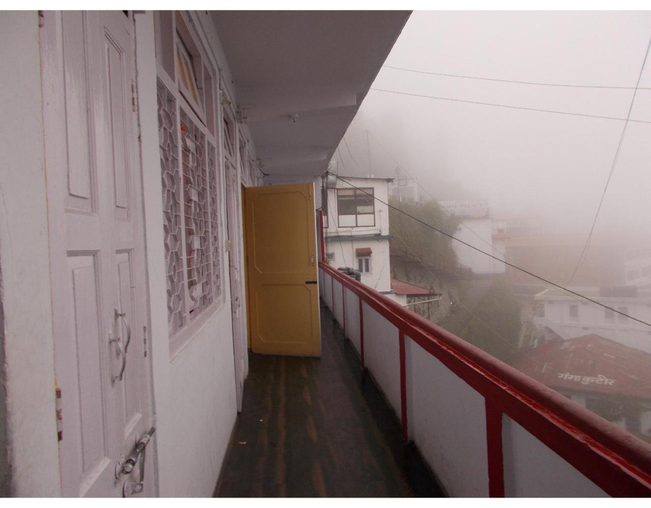 Hotel Green View Mussoorie Exteriör bild
